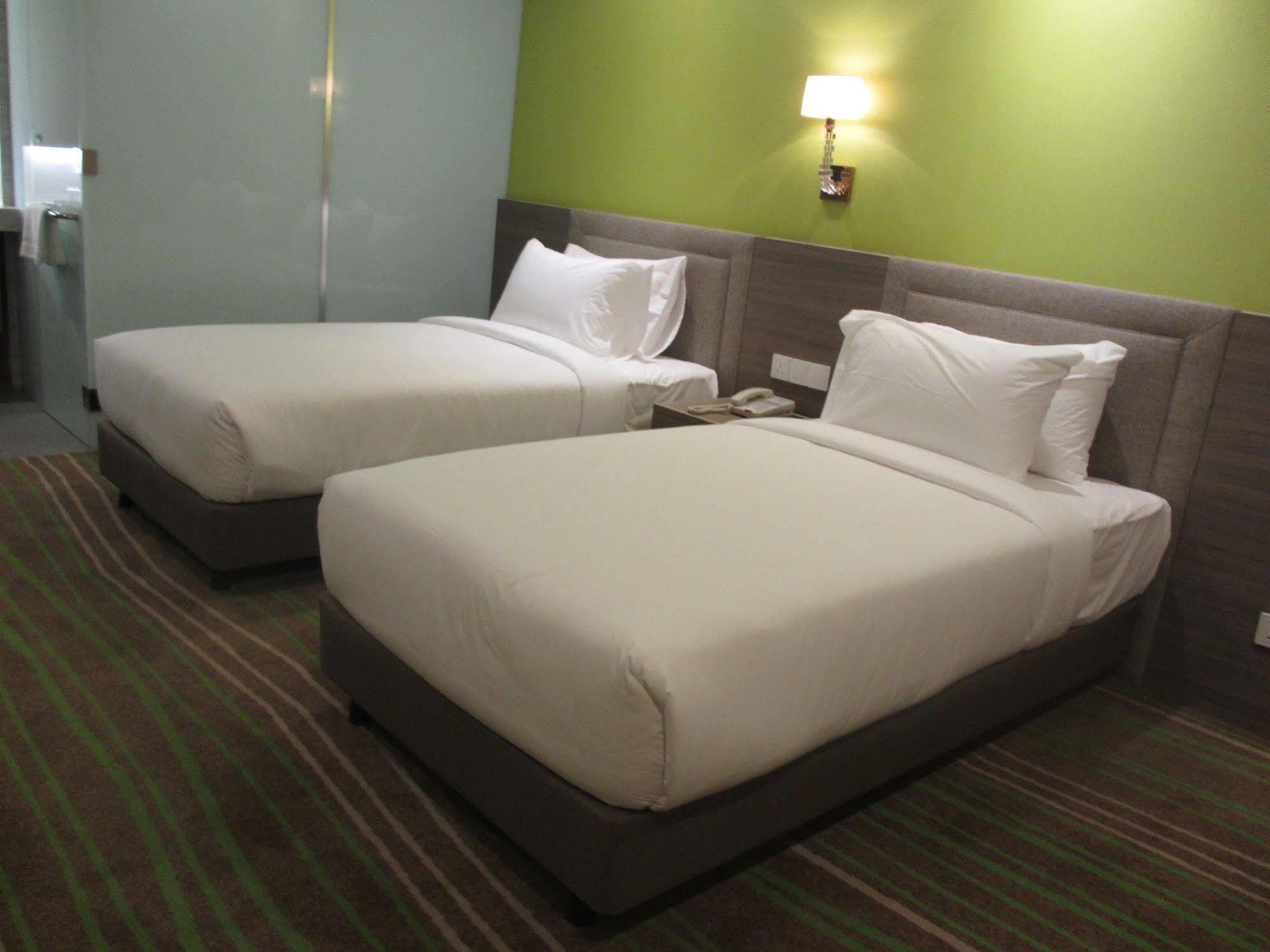 Cosmo Hotel Kuala Lumpur Ngoại thất bức ảnh
